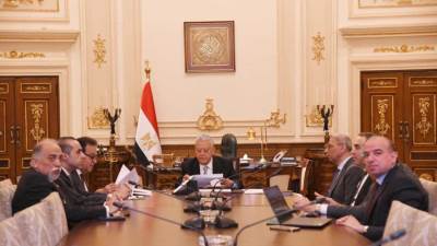 رئيس مجلس النواب يستقبل وزير الصحة والسكان