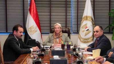 وزيرة البيئة تبحث دعم الاستثمار البيئي مع رئيس جهاز مستقبل مصر