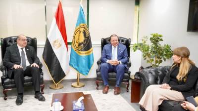 رئيس هيئة الاعتماد والرقابة الصحية يستقبل نائب رئيس جامعة حلوان