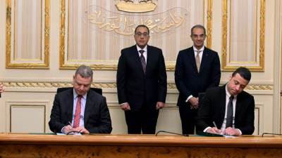 رئيس الوزراء يشهد توقيع مذكرة لإطلاق مقر إقليمي لـ كونيكتا بمصر