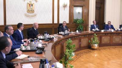 رئيس الوزراء يتابع تنفيذ الإفراج الجمركي وتطبيق منظومة التسجيل المسبق للشحنات