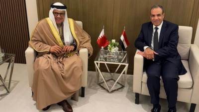 وزير الخارجية والهجرة يلتقي وزير خارجية البحرين