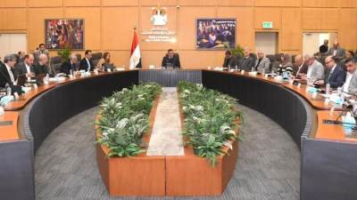 وزير الإسكان يعقد اجتماعاً لمتابعة موقف تنفيذ وحدات الإسكان الاجتماعي بالمدن الجديدة