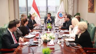 وزير الصحة يبحث التعاون مع المملكة المتحدة للمستشفيات الدولية
