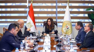  وزيرة التنمية المحلية تتابع ملفات قانون التصالح علي مخالفات البناء