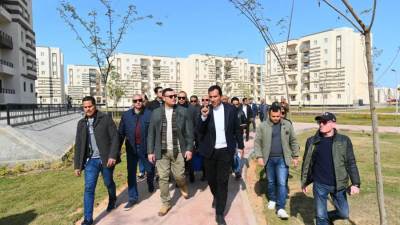 وزير الإسكان يتفقد وحدات سكن المصريين ومشروع ردم البرك بالعاشر من رمضان