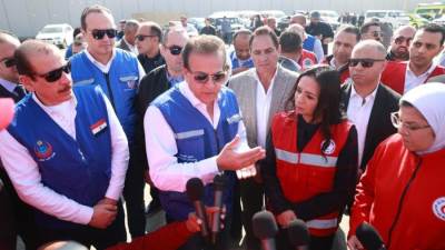 وزير الصحة يتفقد الحجر الصحي بمعبر رفح البري