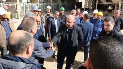 وزير الكهرباء يقوم بجولة مفاجئة لمحطة توليد كهرباء عتاقة البخارية بالسويس