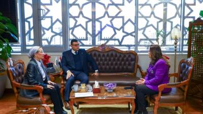 وزراء البيئة والتنمية المحلية والإسكان يناقشون إدارة المخلفات بالمحافظات والمدن