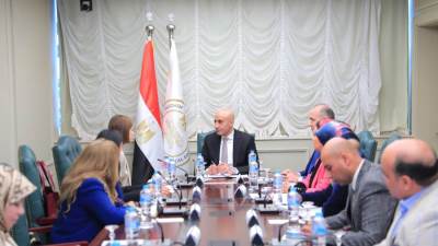 وزير التعليم يبحث تعزيز التعاون مع هيئة بيرسون لتقييم الطلاب وتدريب المعلمين