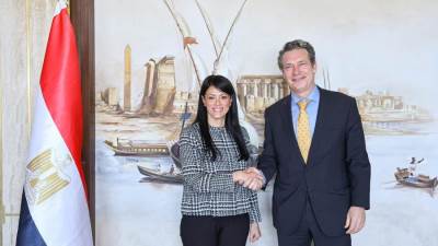 المشاط تستقبل المدير الإقليمي للبنك الأوروبي لبحث ملفات الشراكة