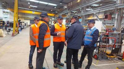 وزير الإسكان يزور مصنع شركة "rehlko" العالمية بفرنسا