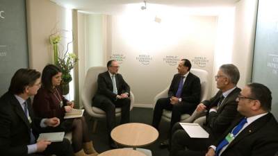 رئيس الوزراء يلتقي مستشار دولة النمسا