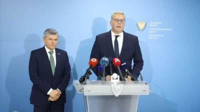 وزير البترول يسلم دعوة الرئيس السيسي لرئيس قبرص لحضور مؤتمر مصر للطاقة