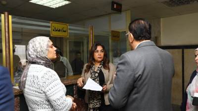 وزيرة التنمية المحلية تتابع سير العمل بالمركز التكنولوجي بحي مصر القديمة