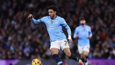 موقف مشاركة عمر مرموش مع مانشستر سيتي في دوري أبطال أوروبا