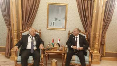 وزير العمل يلتقي نظيره الأردني لبحث ملفات التعاون المشترك