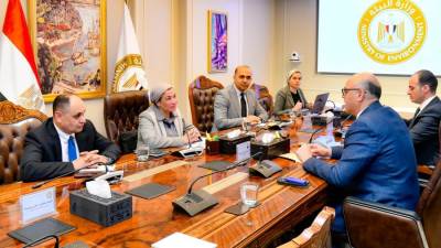 وزيرة البيئة تتابع تنفيذ أنشطة البنك الدولى بمحافظة القليوبية
