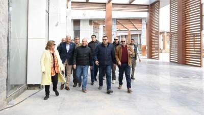 وزير الإسكان يتابع سير الأعمال بمشروع حديقة تلال الفسطاط