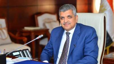 الفريق أسامة ربيع يبحث سبل التعاون المشترك مع شركة فامسون الصينية