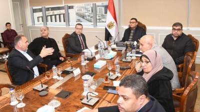 وزير الإسكان يتابع معدلات تسويق بعض مشروعات هيئة المجتمعات العمرانية