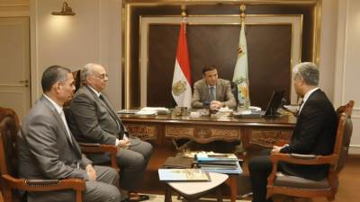 وزير الزراعة يبحث تعزيز التعاون مع مرصد الصحراء والساحل