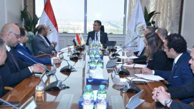 وزير التموين يبحث سبل التعاون مع شركة بنده مصر