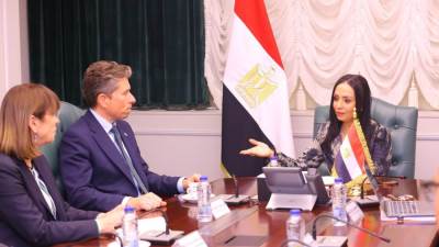 وزيرة التضامن الاجتماعي تلتقي وكيل الأمين العام للأمم المتحدة ومنسق الإغاثة الطارئة