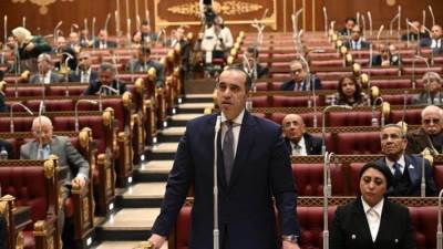 وزير الشئون النيابية: لم يعد من الممكن إغلاق أي مصنع بقرار فردي