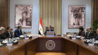 رئيس الوزراء يتابع الموقف التنفيذي للأعمال بمنطقة الأهرامات ومحيطها