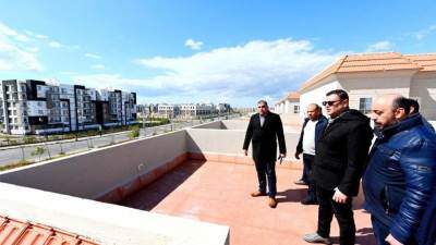 وزير الإسكان يتفقد مشروعي الفيلات وجنة وطريق 27 بمدينة المنصورة الجديدة