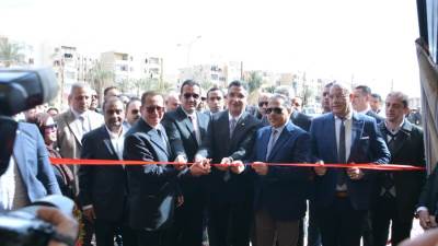 وزير التموين ومحافظ الشرقية يفتتحان معرض أهلاً رمضان بمدينة العاشر من رمضان