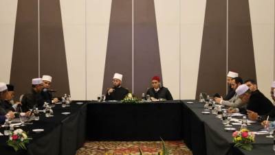 وزير الأوقاف يعقد جلسة علمية مع القيادات الدينية بولاية سلانغور