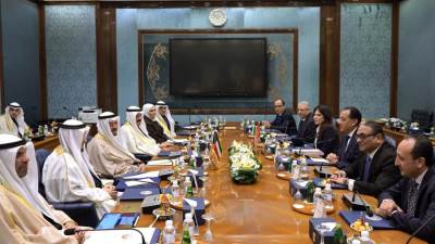 رئيسا وزراء مصر والكويت يترأسان جلسة مباحثات رسمية
