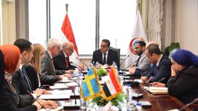 وزير الصحة يستقبل السفير السويدي ومستشار وكالة الصحة العامة السويدية لبحث التعاون