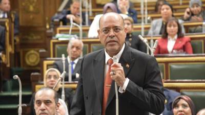 وزير العمل: الحكومة حريصة على قانون عمل يُراعي معايير العمل الدولية