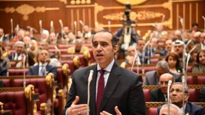 وزير الشئون النيابية: القيادة السياسية تولي أهمية كبيرة لزيادة الصادرات المصرية