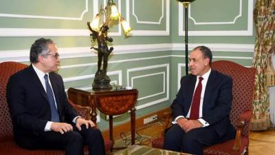 وزير الخارجية يلتقى المرشح المصري لمنصب مدير عام منظمة اليونسكو