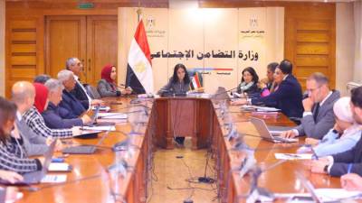 وزيرة التضامن تترأس اجتماع مجلس إدارة صندوق دعم الصناعات الريفية والبيئية