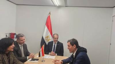 وزير الاتصالات يبحث أوجه التعاون مع شركة هواوى كلاود العالمية