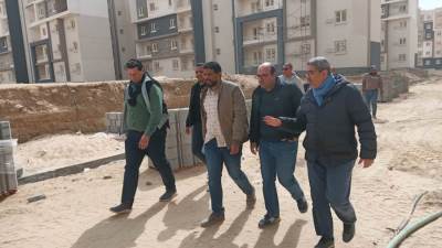 مستشار وزير الإسكان يتابع المشروعات القومية بمدينة حدائق أكتوبر