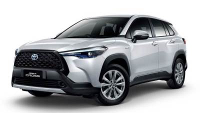 سعر تويوتا كورولا كروس 2025 فيس ليفت