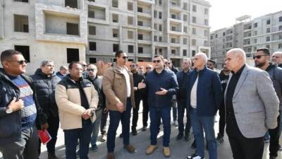 وزير الإسكان يتفقد مشروع سكن لكل المصريين وكوبري C3 بالعلمين الجديدة