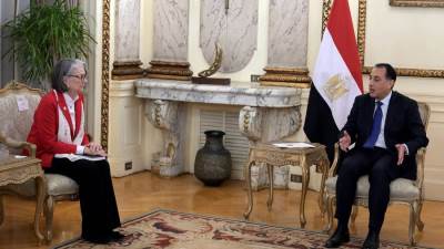 رئيس الوزراء يستقبل رئيسة الاتحاد الدولي لجمعيات الهلال والصليب الأحمر