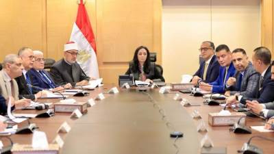 وزيرة التضامن تترأس اجتماع مجلس إدارة بنك ناصر الاجتماعي