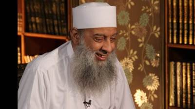 بعد صراع مع المرض.. وفاة الداعية السلفي أبو إسحاق الحويني