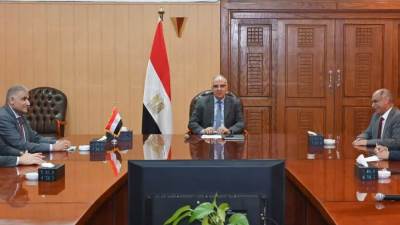 وزير الري يتابع أعمال تطوير منظومة المراقبة والتشغيل بالسد العالي