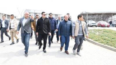 وزير الإسكان ومحافظ القاهرة يتفقدان مشروع حدائق تلال الفسطاط