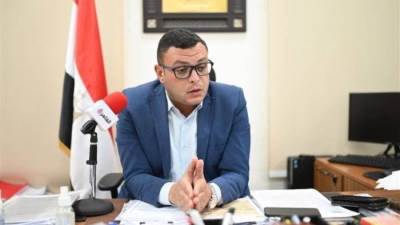 وزير الإسكان يواصل لعبة «الكراسي المتحركة» بين نواب هيئة المجتمعات العمرانية الجديدة
