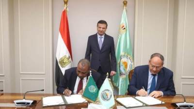 بروتوكول تعاون بين مركزي البحوث الزراعية والصحراء والمنظمة العربية للتنمية الزراعية